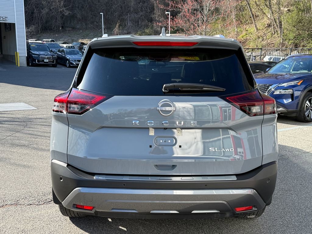 Used 2023 Nissan Rogue SL w/ SL Premium Package AWD/4WD image 5