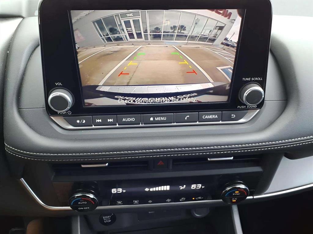 Used 2024 Nissan Rogue SV image 15