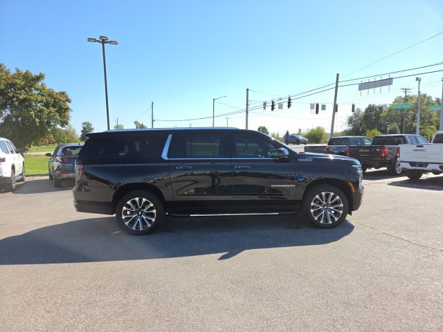 Used 2026 Chevrolet Suburban High Country w/ Sun And Tow Package AWD/4WD image 5