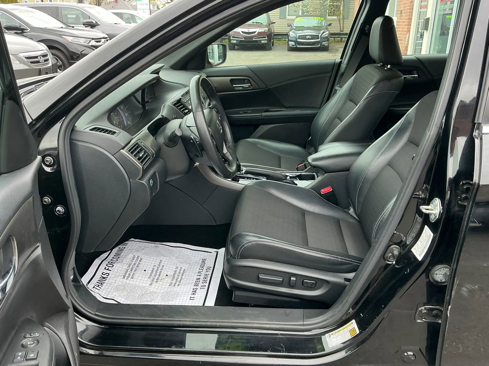Used 2016 Honda Accord Sport image 10