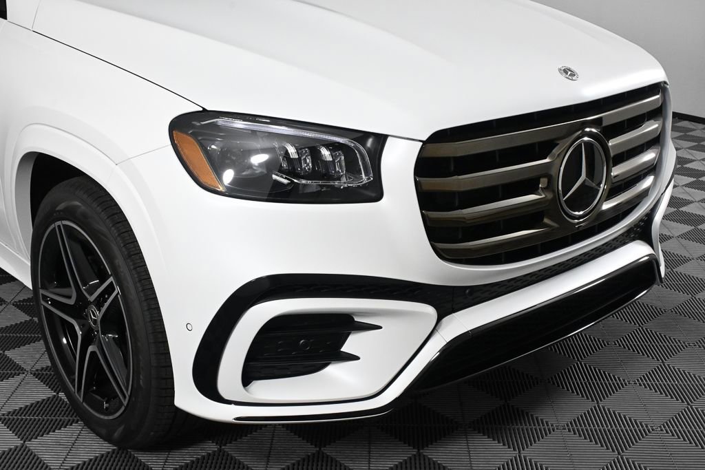 New 2026 Mercedes-Benz GLS 450 4MATIC image 34