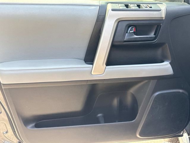 Used 2013 Toyota 4Runner SR5 image 26