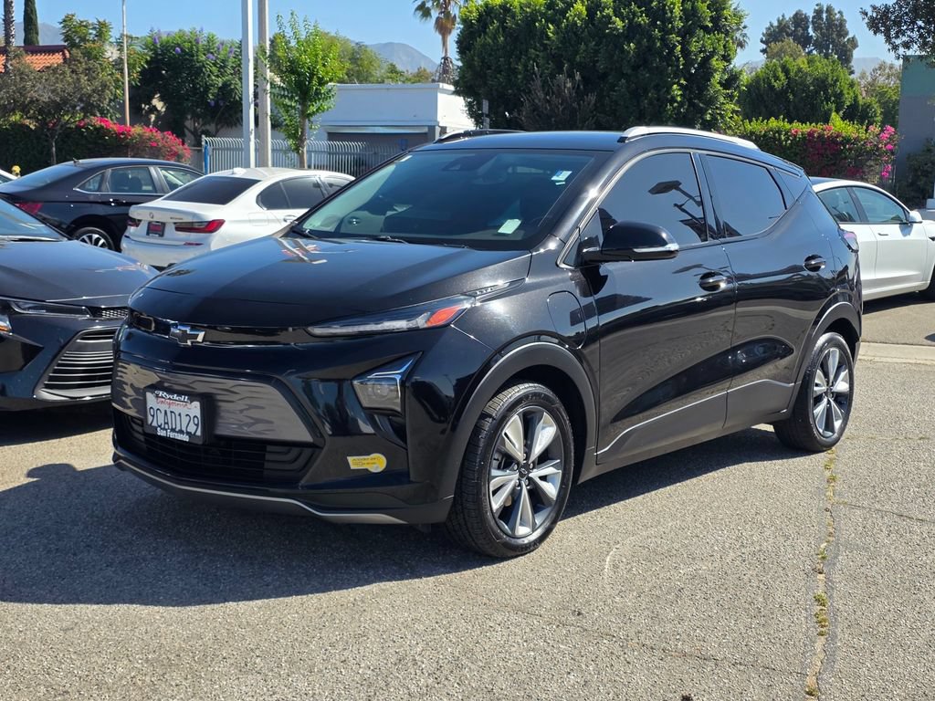 Used 2022 Chevrolet Bolt EUV LT w/ Convenience Package FWD image 10