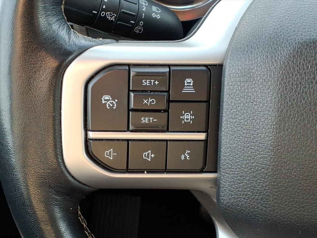 Used 2023 Ford Expedition Limited image 22