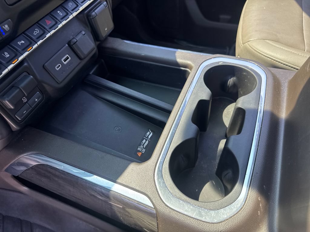 Used 2022 Chevrolet Silverado 2500 LTZ w/ Z71 Chrome Sport Edition AWD/4WD image 19
