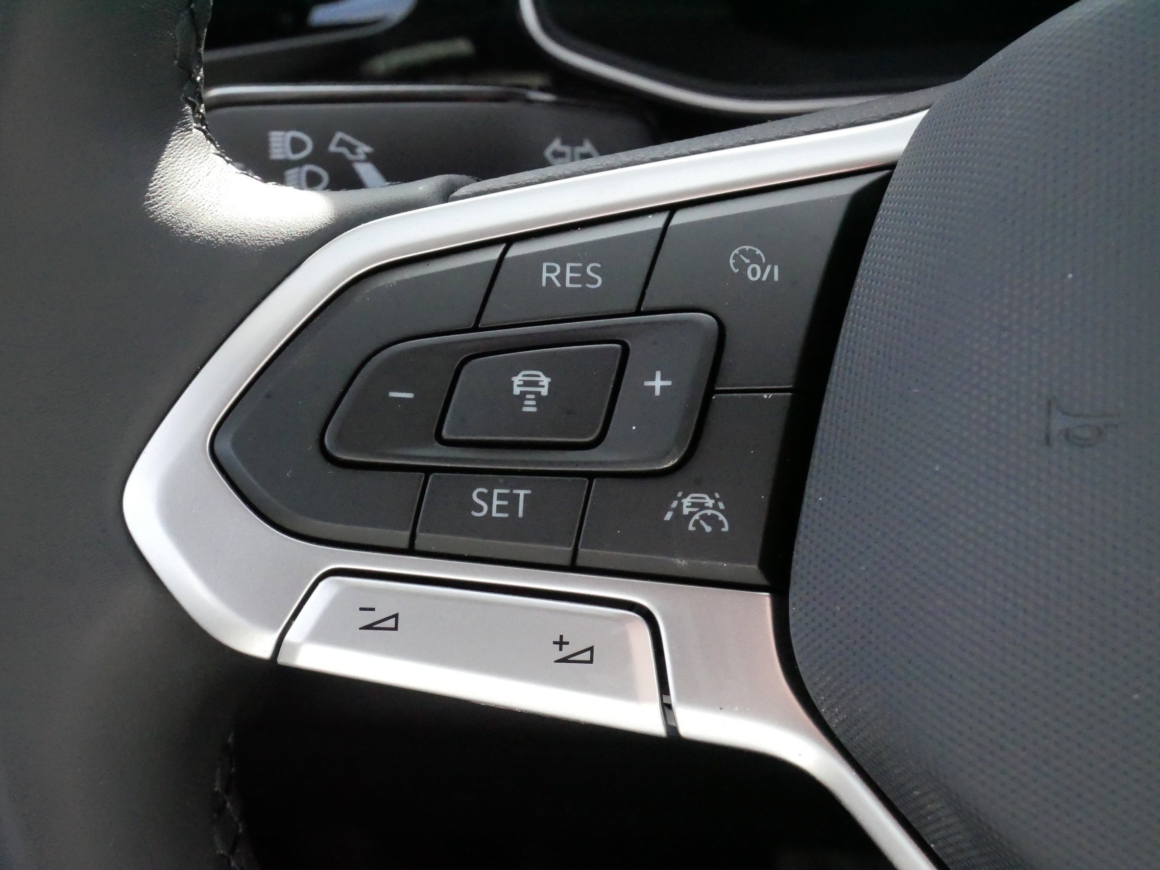 Certified 2026 Volkswagen Jetta S FWD image 25