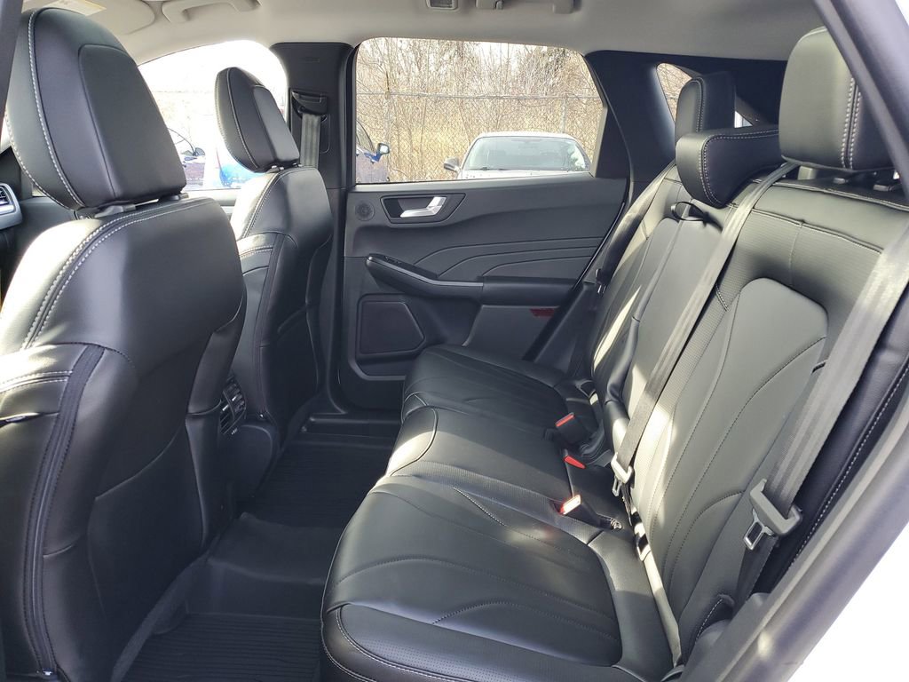 New 2026 Ford Escape SE w/ PHEV Premium Package image 31