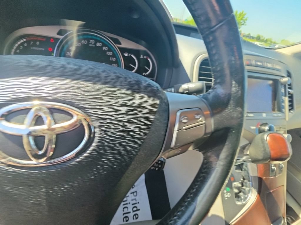 Used 2009 Toyota Venza AWD image 19
