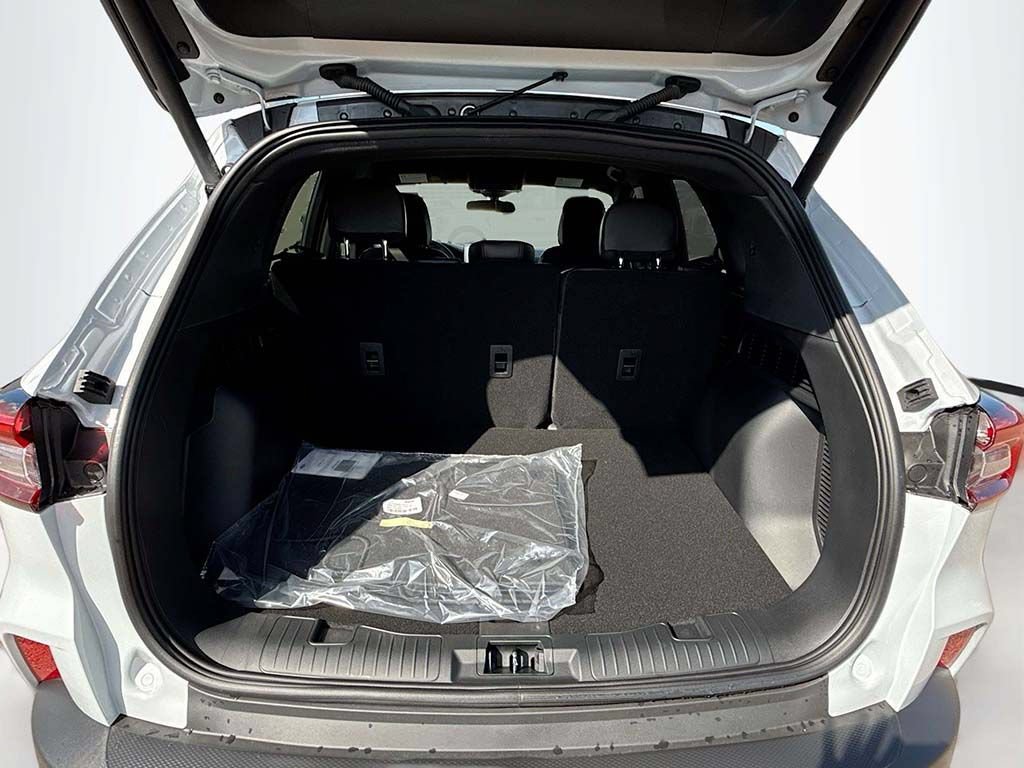 New 2026 Ford Escape ST-Line w/ Tech Pack #1 AWD/4WD image 16