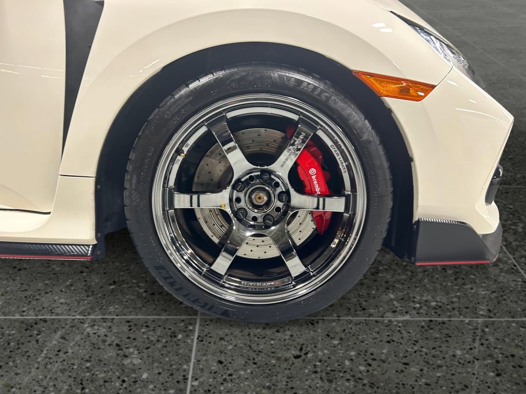 Used 2019 Honda Civic Type R image 9