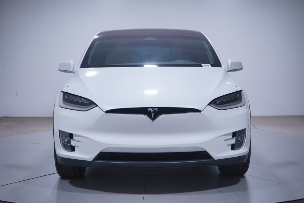 Used 2020 Tesla Model X Long Range image 4