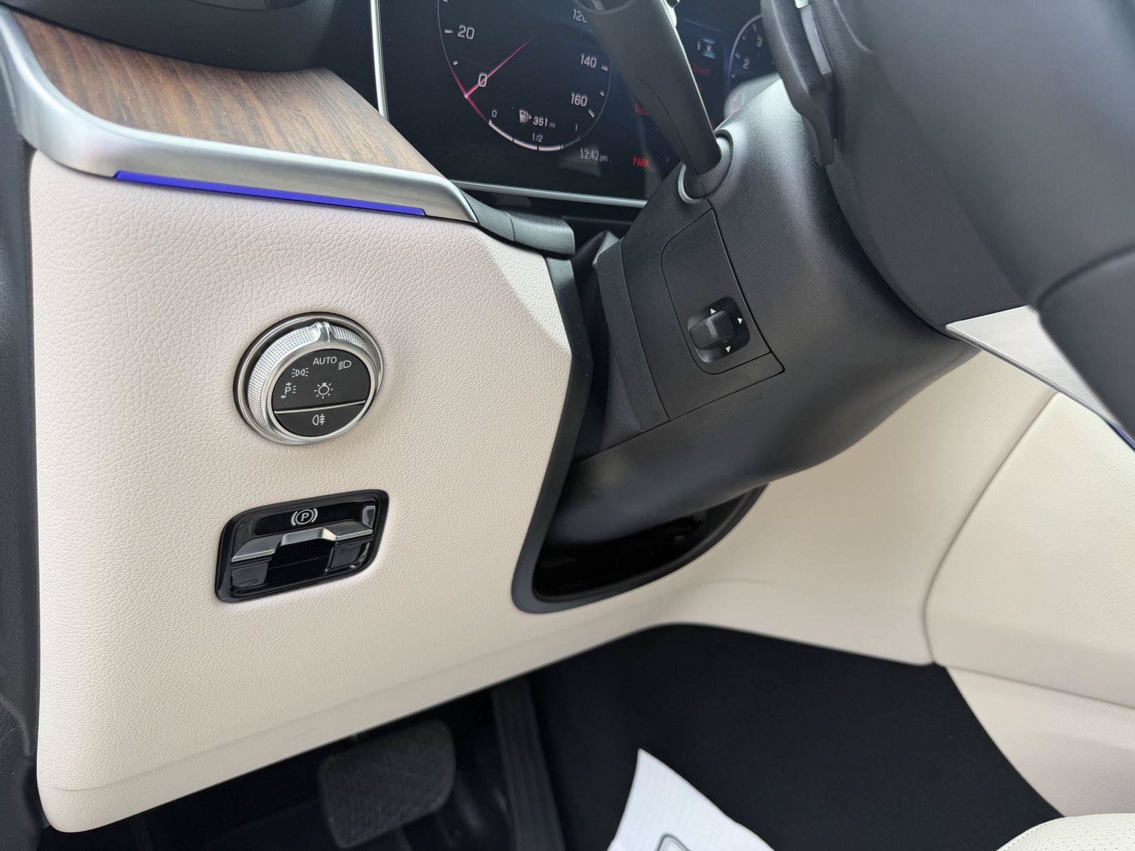 Certified 2026 Mercedes-Benz GLC 300 image 7