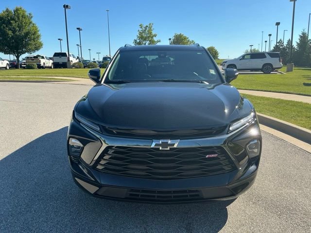Used 2025 Chevrolet Blazer RS w/ Enhanced Convenience Package AWD/4WD image 9