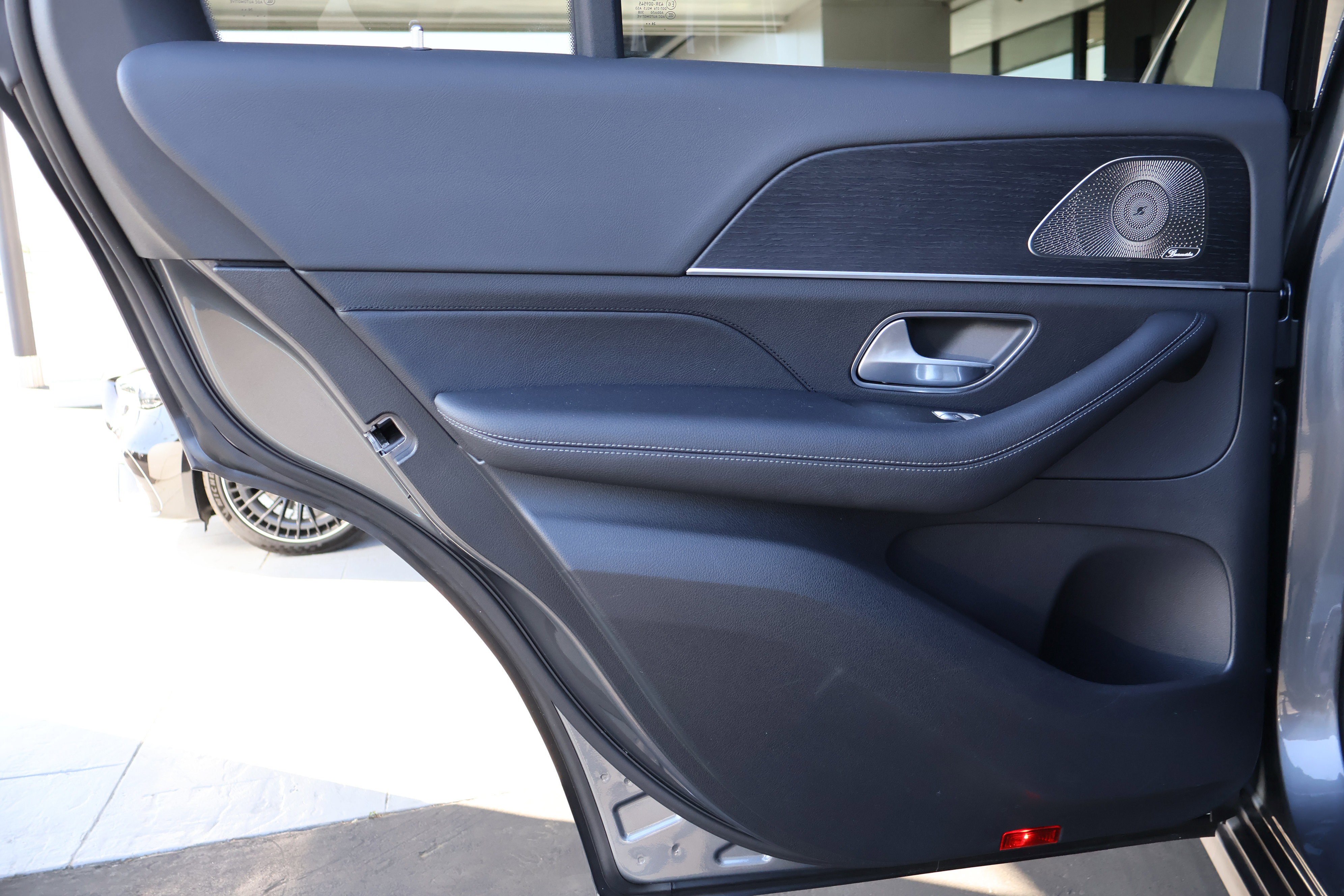 Certified 2025 Mercedes-Benz GLE 450e 4MATIC image 16