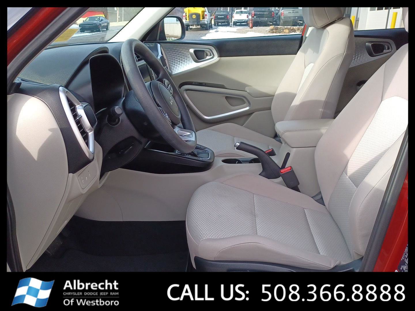 Used 2023 Kia Soul LX w/ LX Technology Package image 10