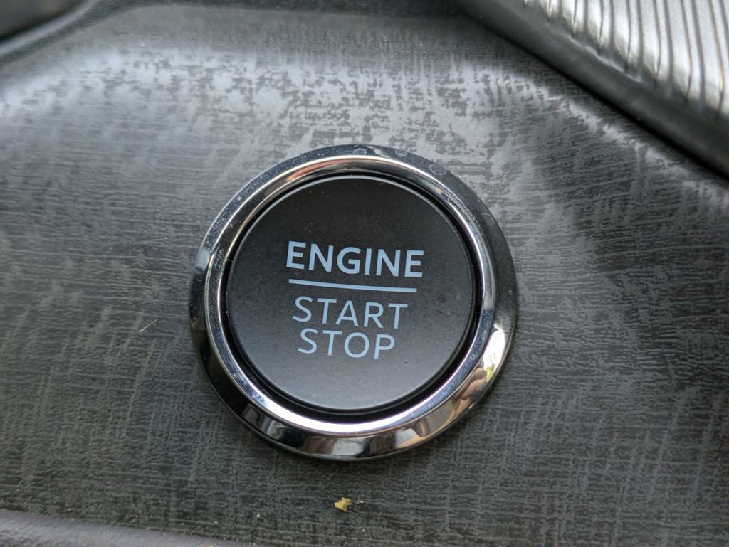 Used 2025 Ford Explorer Platinum image 45