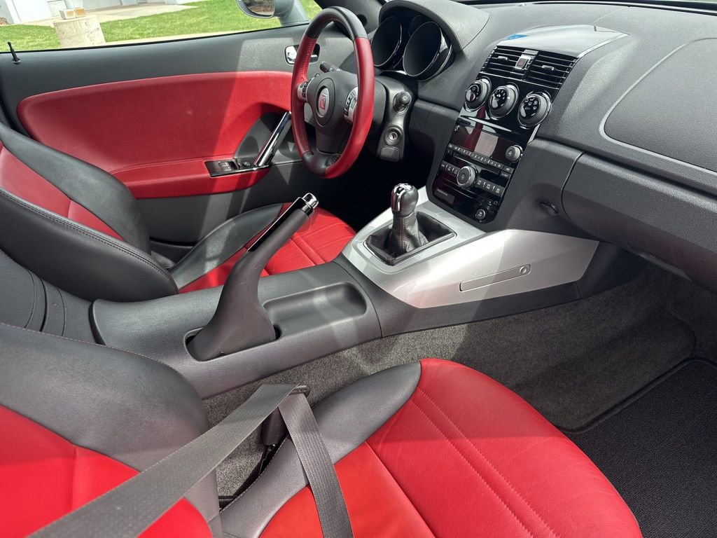 Used 2007 Saturn Sky Red Line RWD image 19