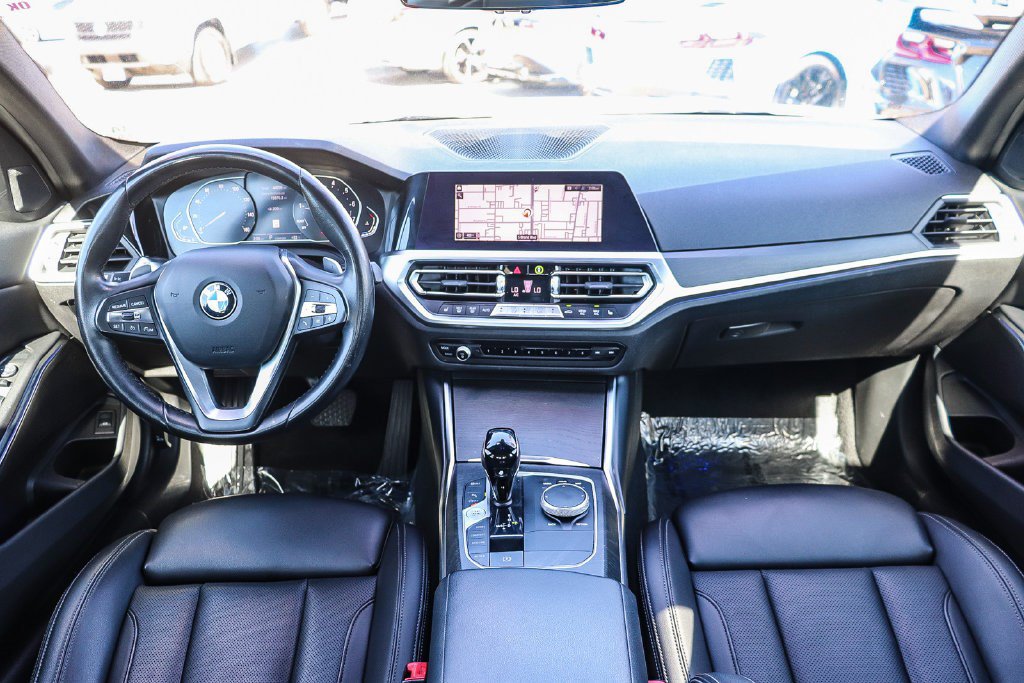 Used 2022 BMW 330i Sedan w/ Driving Assistance Package RWD image 12