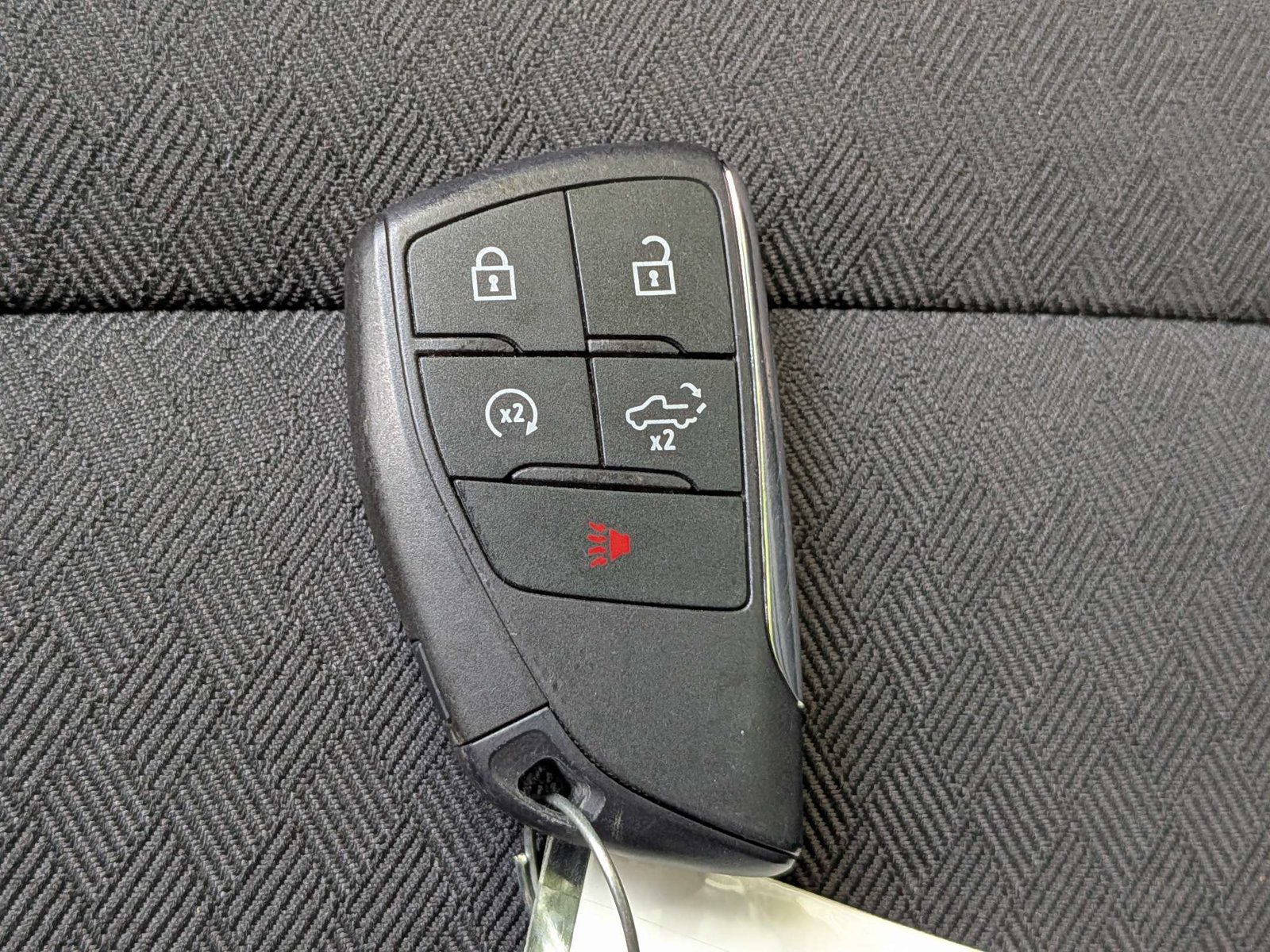 Used 2025 Chevrolet Silverado 1500 LT AWD/4WD image 29
