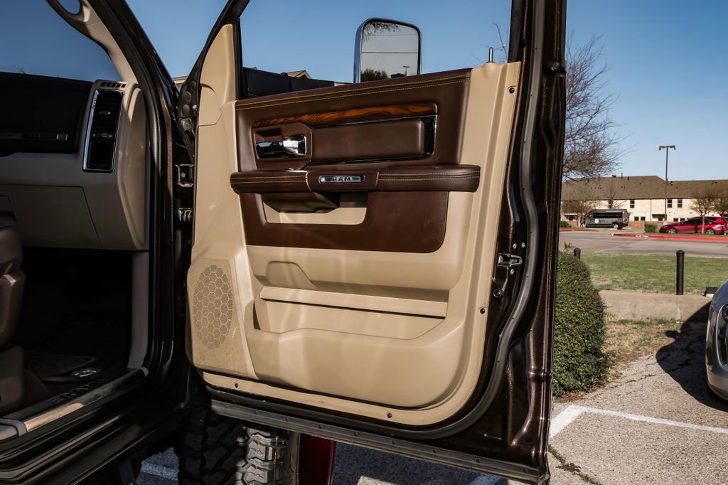 Used 2017 RAM 3500 Laramie Longhorn image 54