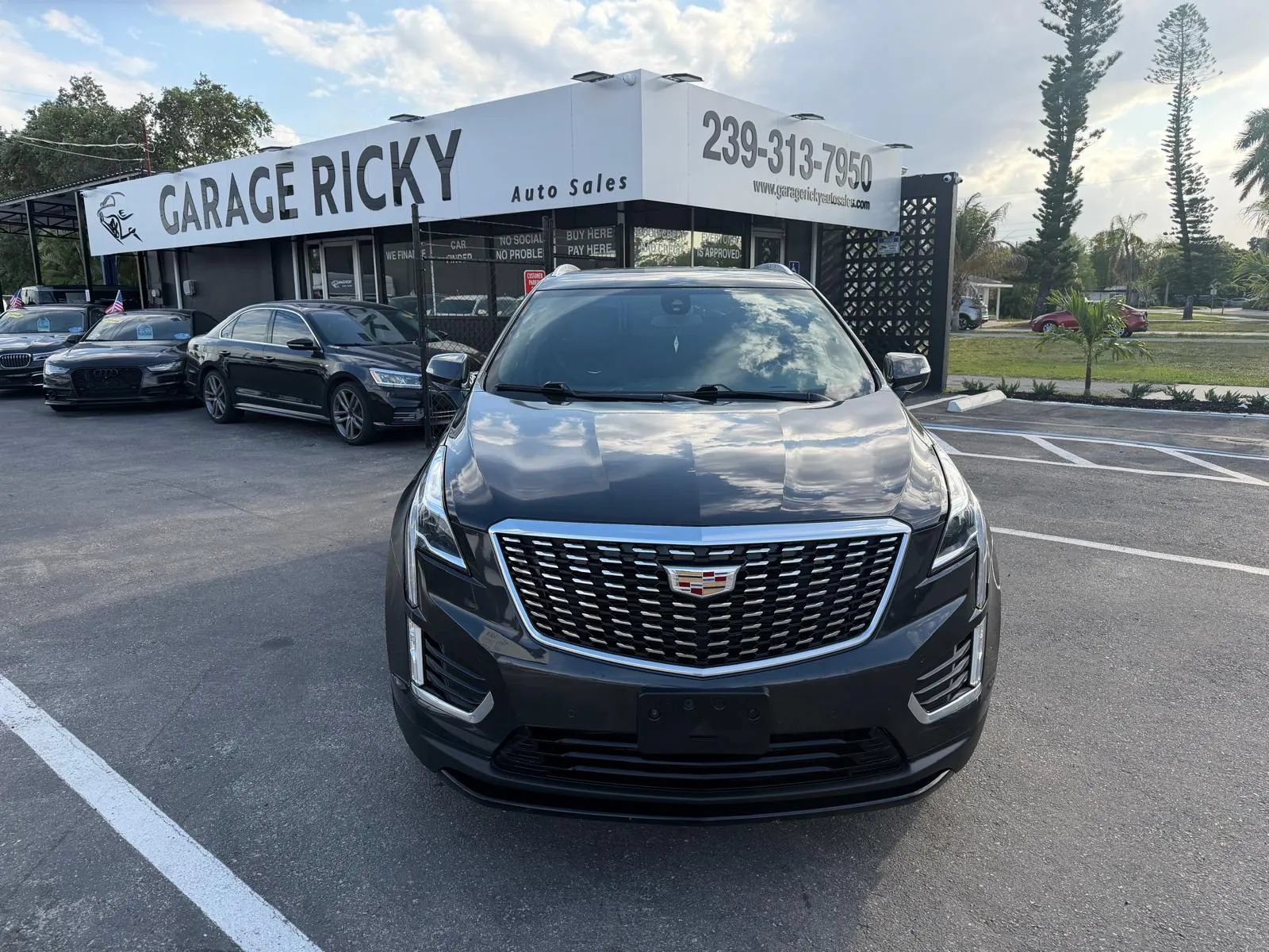 Used 2020 Cadillac XT5 Luxury FWD image 2