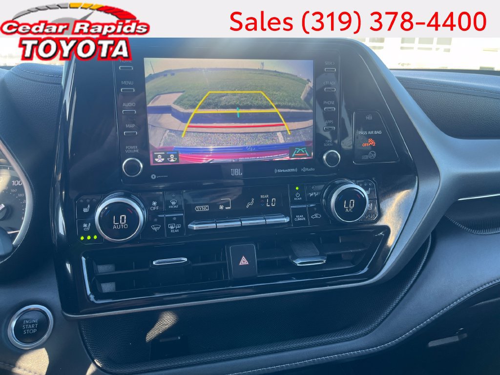 Certified 2021 Toyota Highlander Limited AWD/4WD image 22
