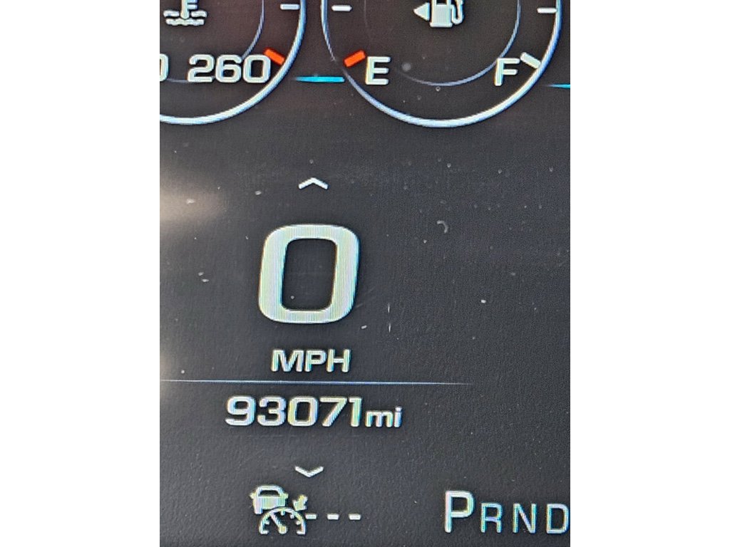 Used 2017 GMC Yukon Denali w/ Open Road Package image 9