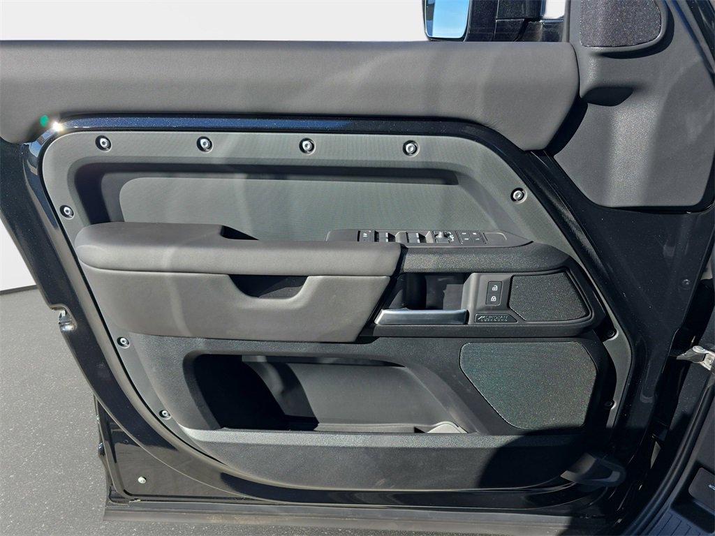 New 2026 Land Rover Defender 110 X image 27