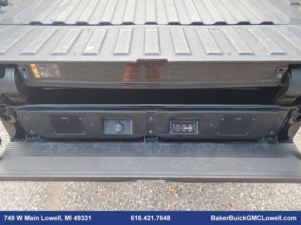 Used 2024 GMC Sierra 2500 Denali Ultimate image 13