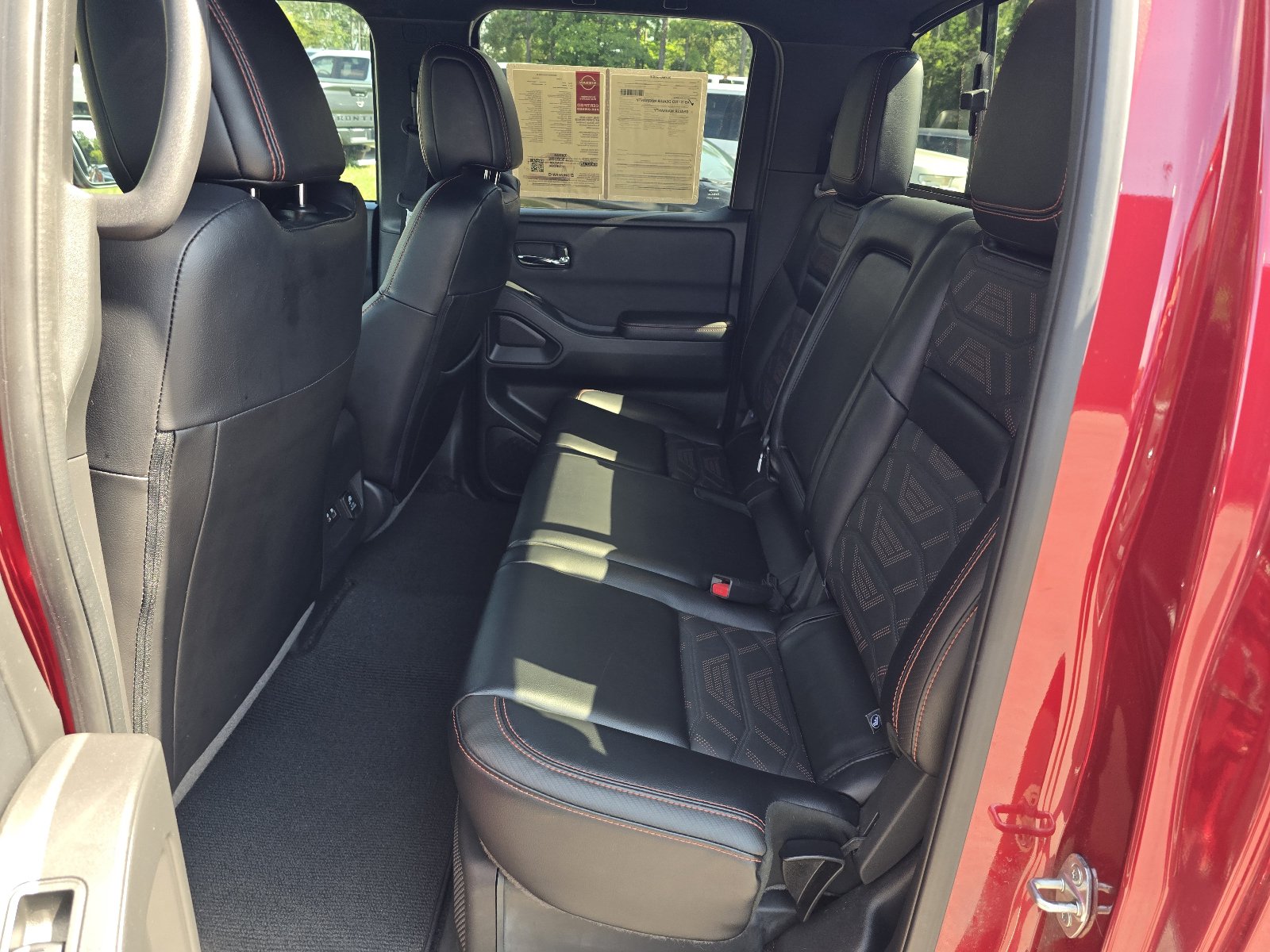 Certified 2025 Nissan Frontier PRO-4X w/ Pro Premium Package AWD/4WD image 14