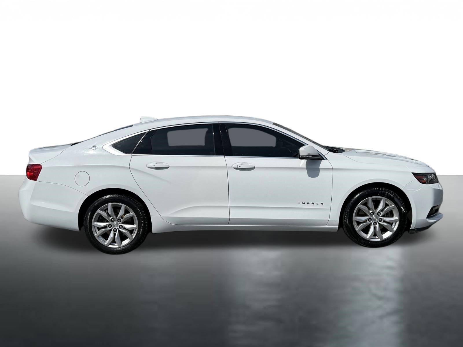 Used 2019 Chevrolet Impala LT image 9