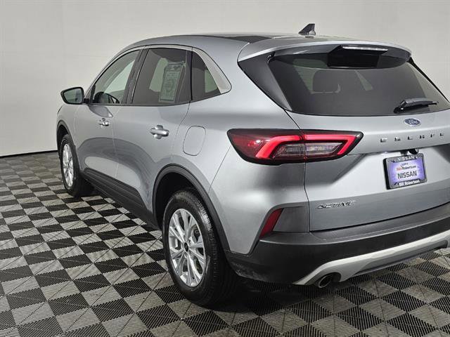 Used 2024 Ford Escape Active AWD/4WD image 6