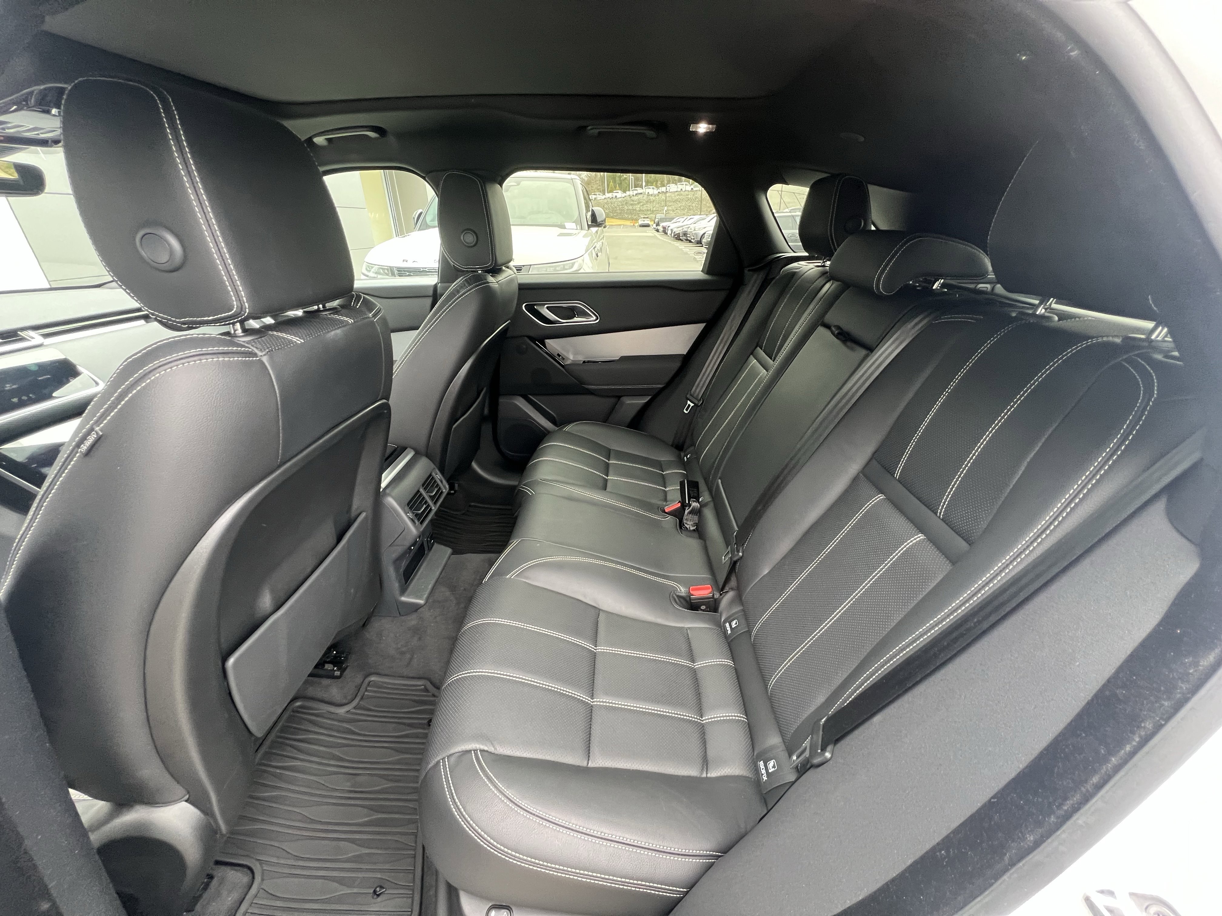 Certified 2023 Land Rover Range Rover Velar R-Dynamic S image 30