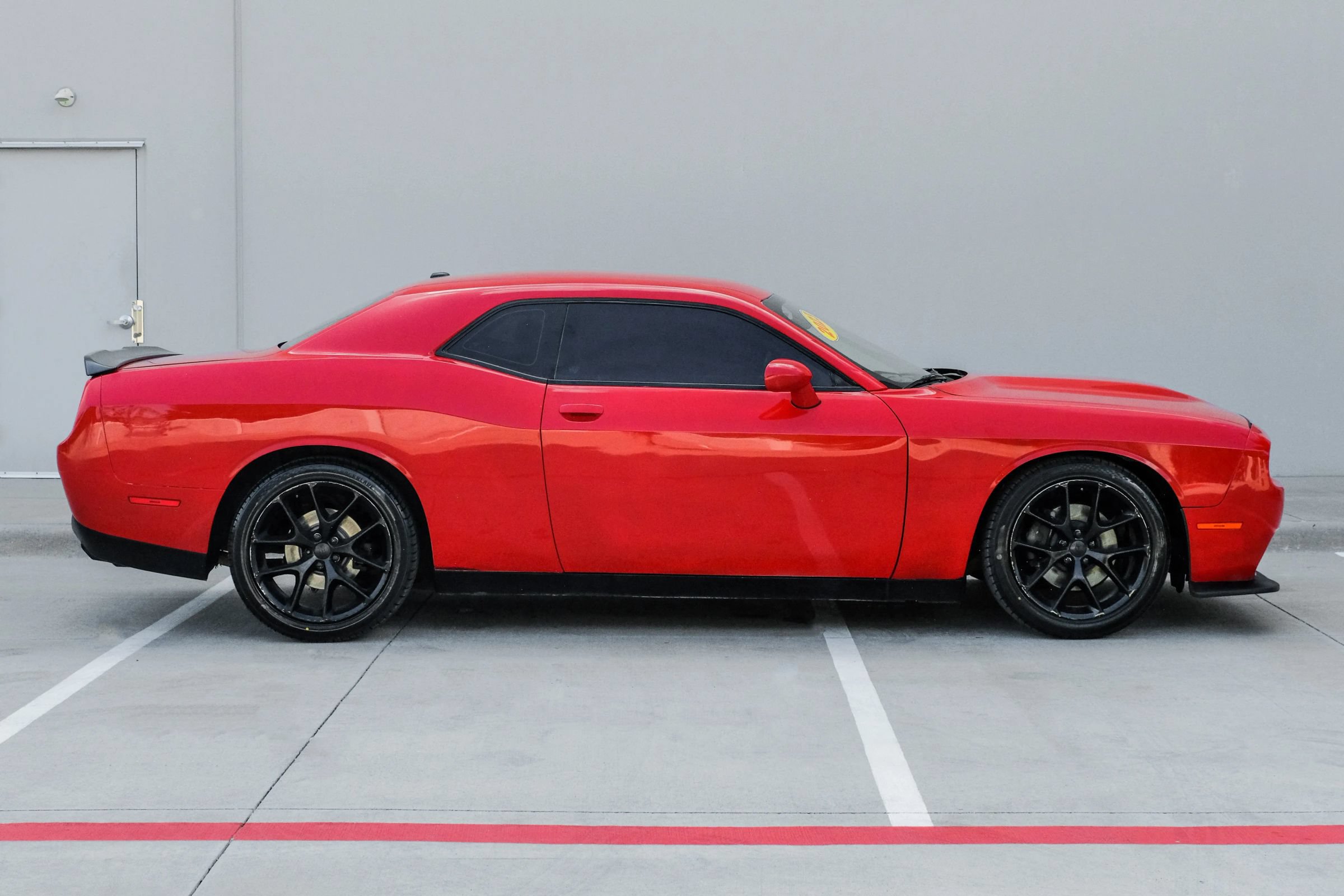Used 2023 Dodge Challenger GT RWD image 3