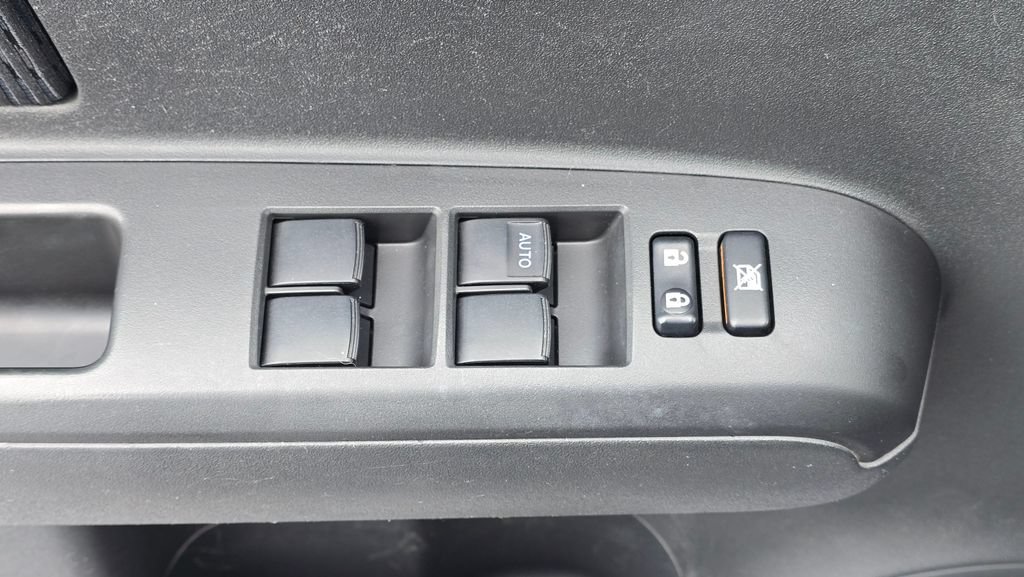 Used 2012 Scion xB FWD image 22