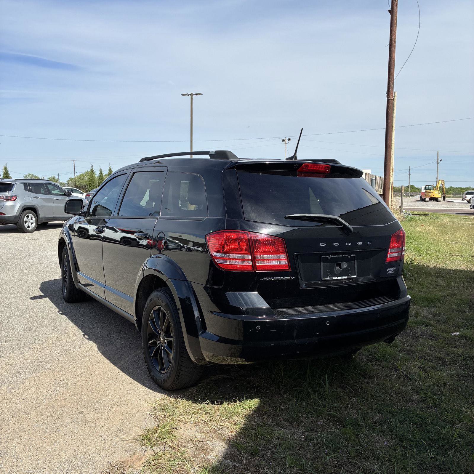 Used 2020 Dodge Journey SE w/ SE Popular Equipment Group image 5
