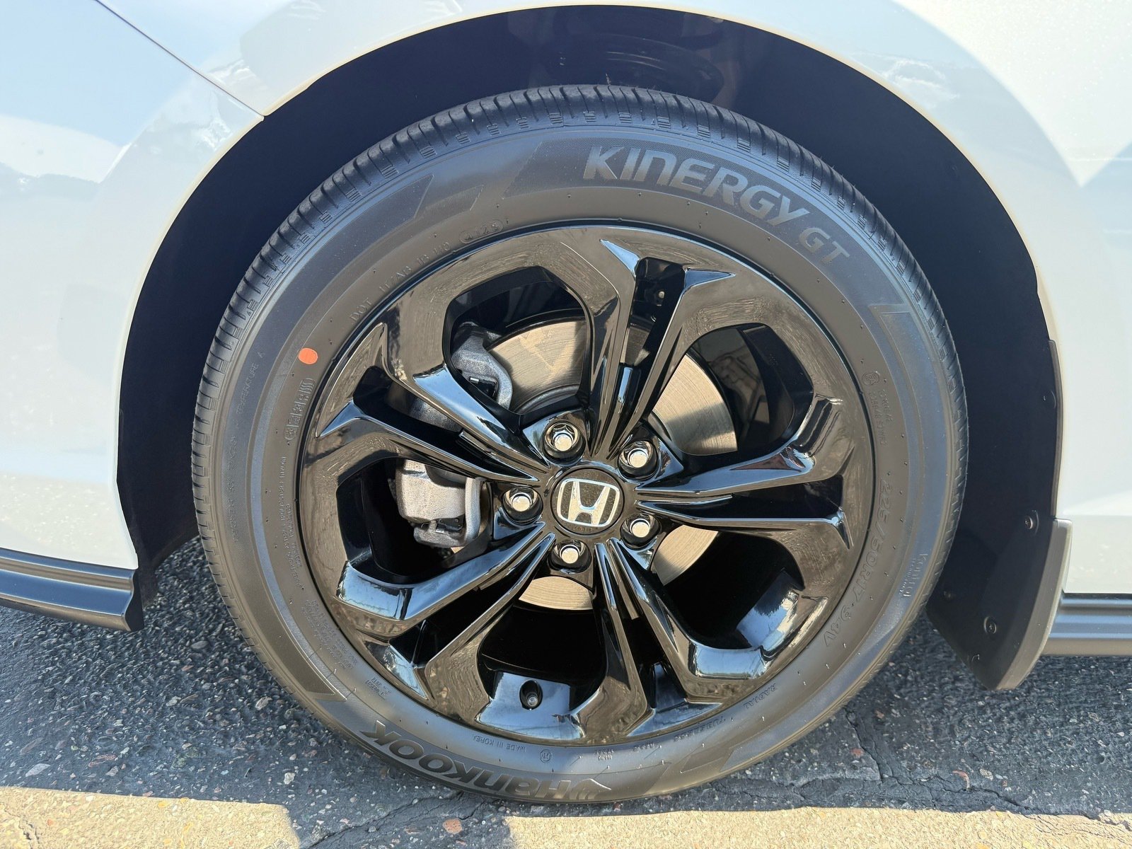 Certified 2025 Honda Accord SE image 11