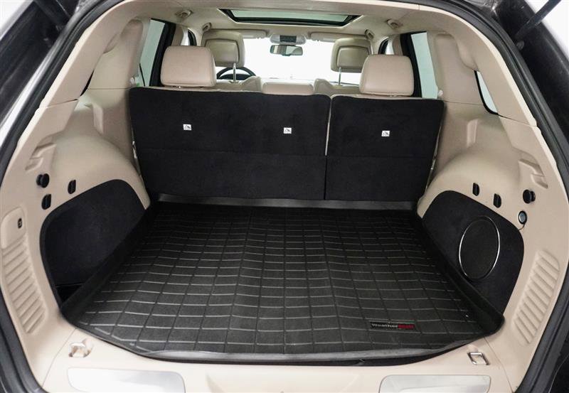 Used 2015 Jeep Grand Cherokee Limited w/ Luxury Group II image 45