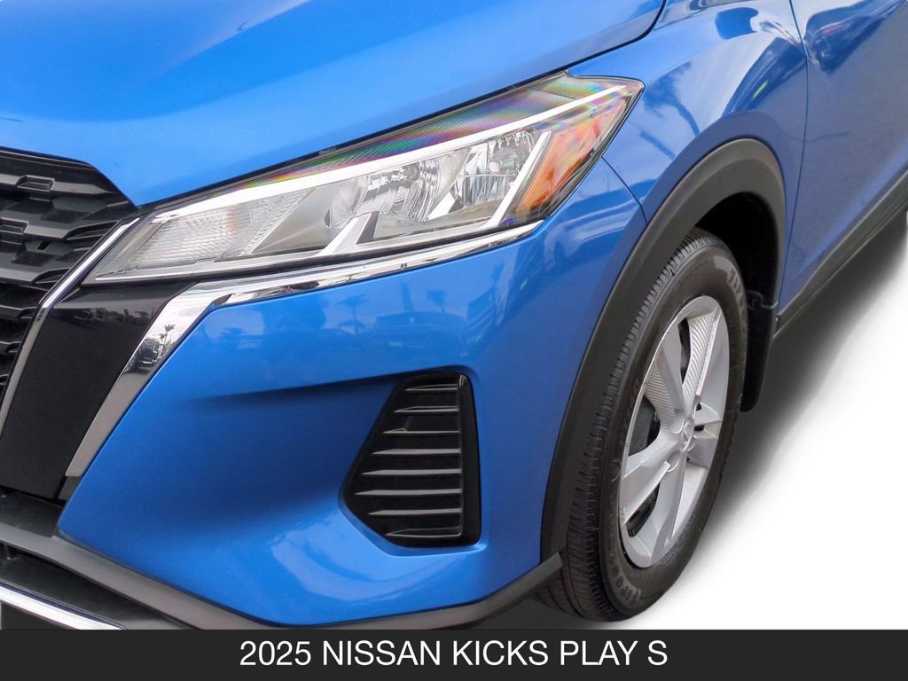 Certified 2025 Nissan Kicks Play S FWD image 10