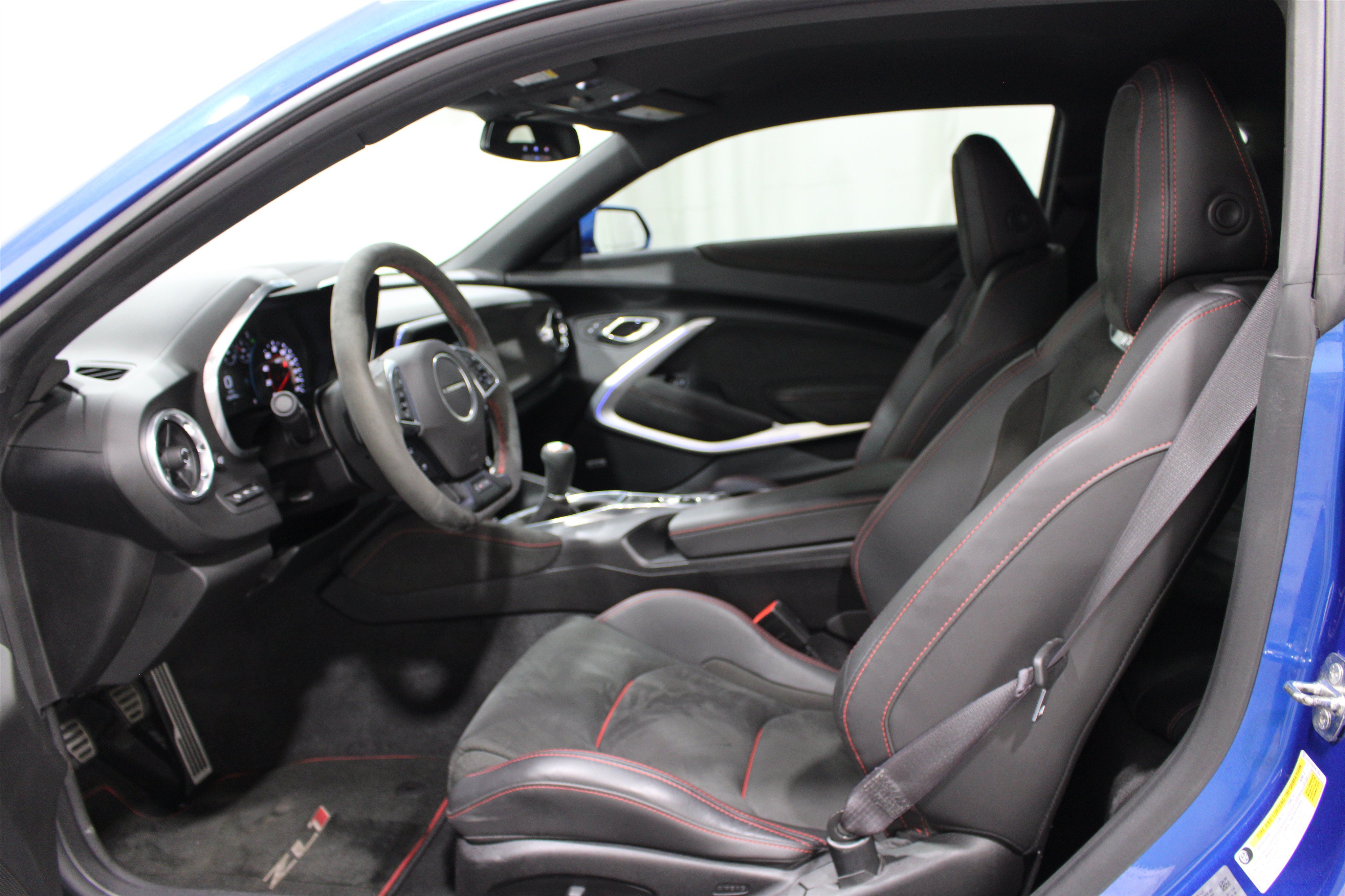 Used 2017 Chevrolet Camaro ZL1 RWD image 3