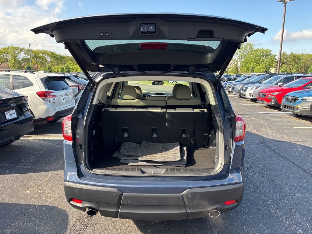 Certified 2023 Subaru Ascent Limited w/ Technology Package AWD/4WD image 8