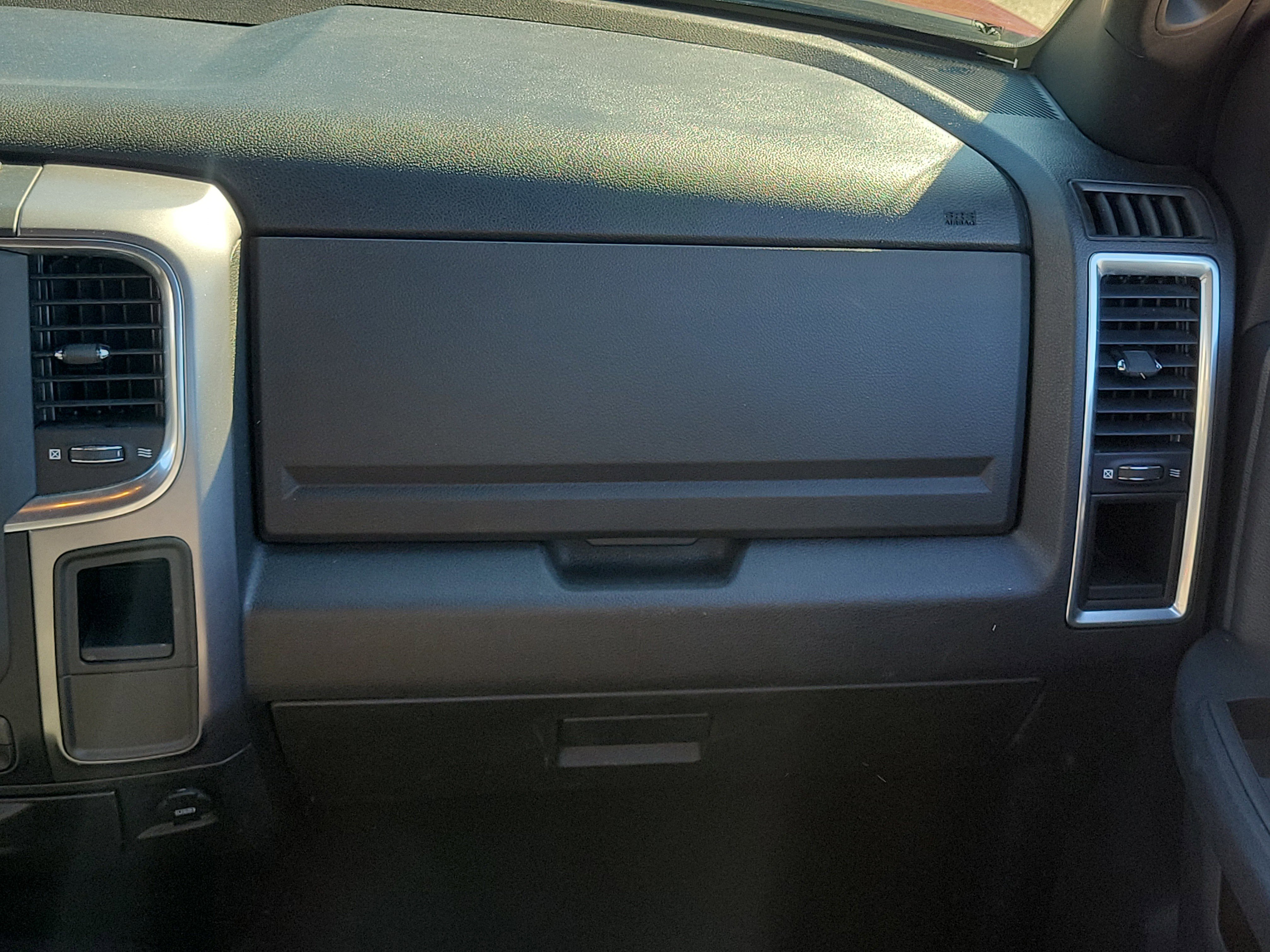 Used 2024 RAM 1500 Classic Warlock image 15