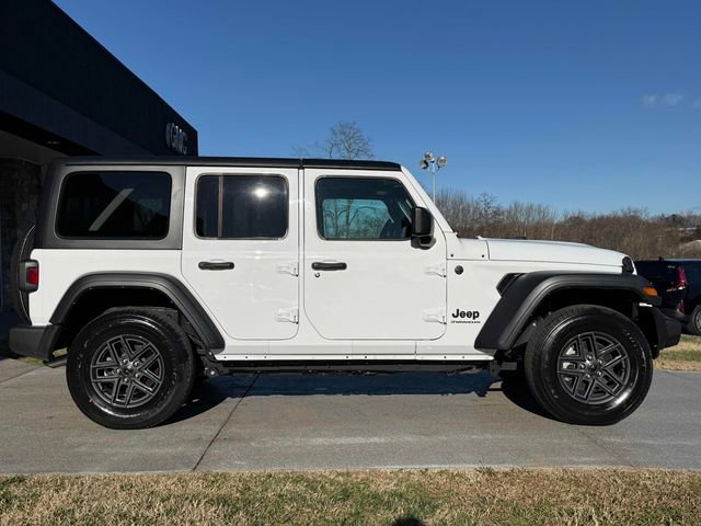 Used 2024 Jeep Wrangler Unlimited Sport AWD/4WD image 15