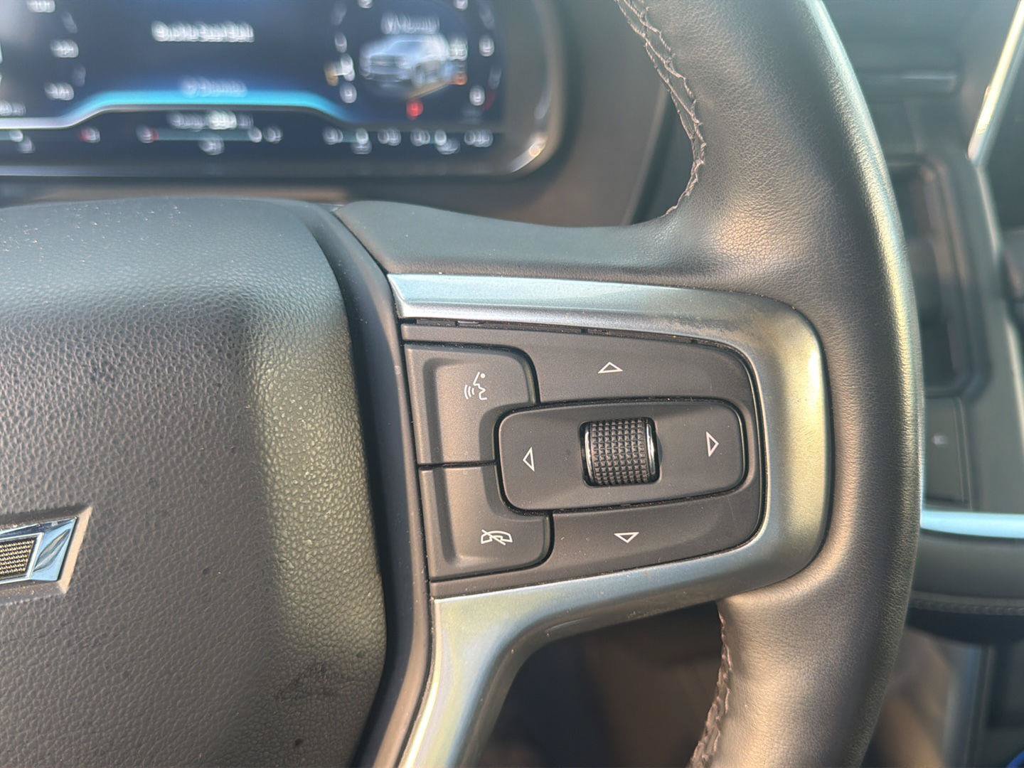Used 2024 Chevrolet Tahoe Z71 w/ Off-Road Capability Package AWD/4WD image 10