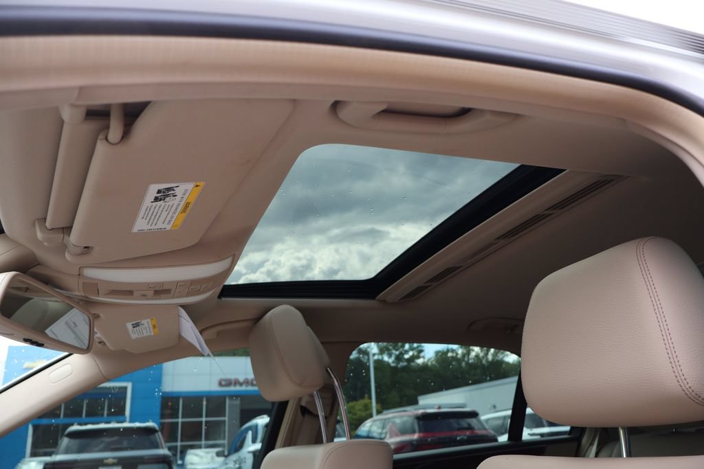 Used 2016 Mercedes-Benz E 350 4MATIC Sedan image 17