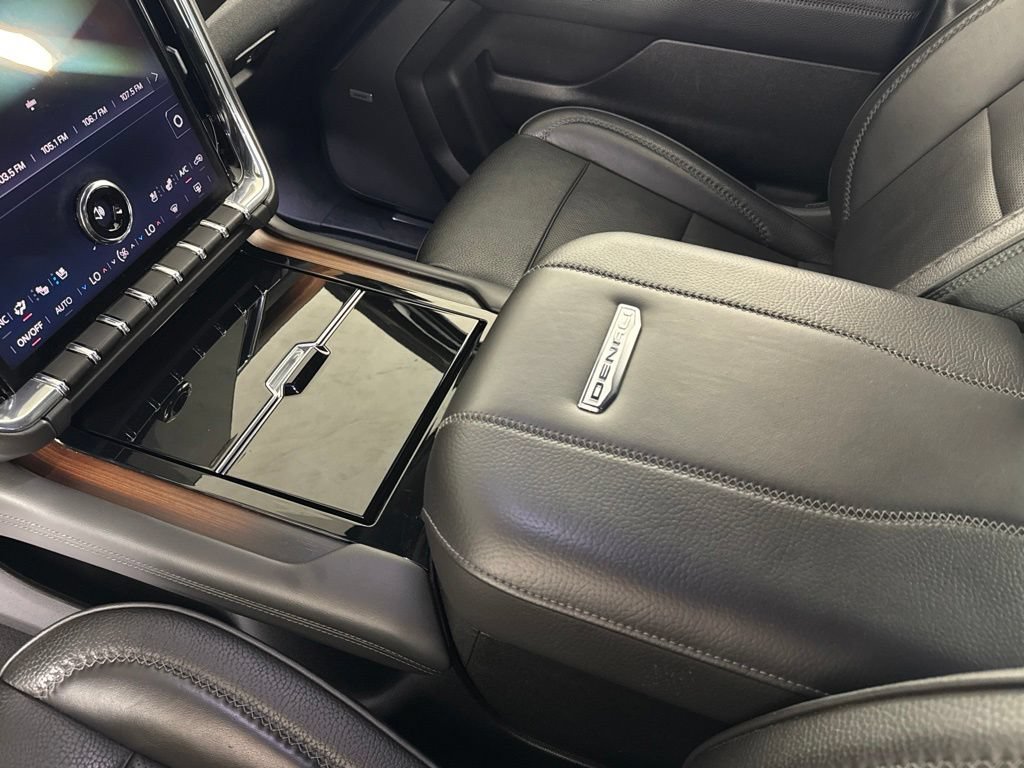Certified 2025 GMC Yukon Denali AWD/4WD image 22