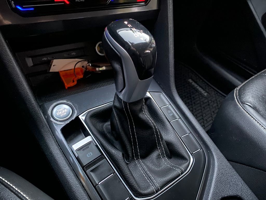Used 2022 Volkswagen Tiguan SE image 35
