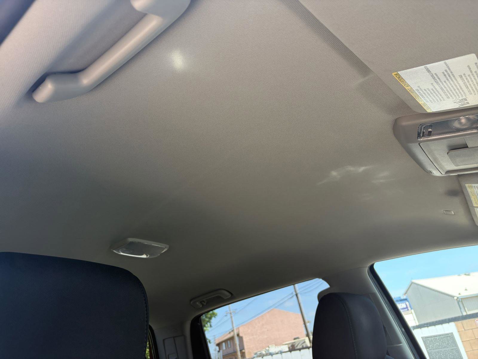 Used 2019 Toyota Tundra SR5 w/ Convenience Package AWD/4WD image 26