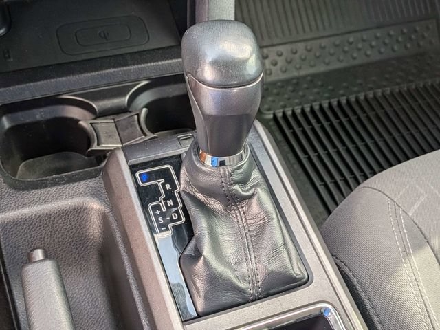 Used 2018 Toyota Tacoma TRD Off-Road AWD/4WD image 20