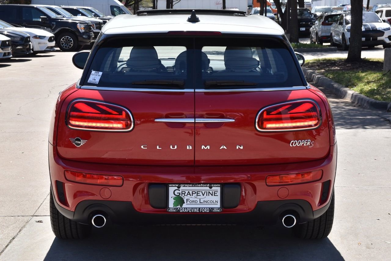 Used 2024 MINI Cooper Clubman S w/ Signature Upholstery Package image 9